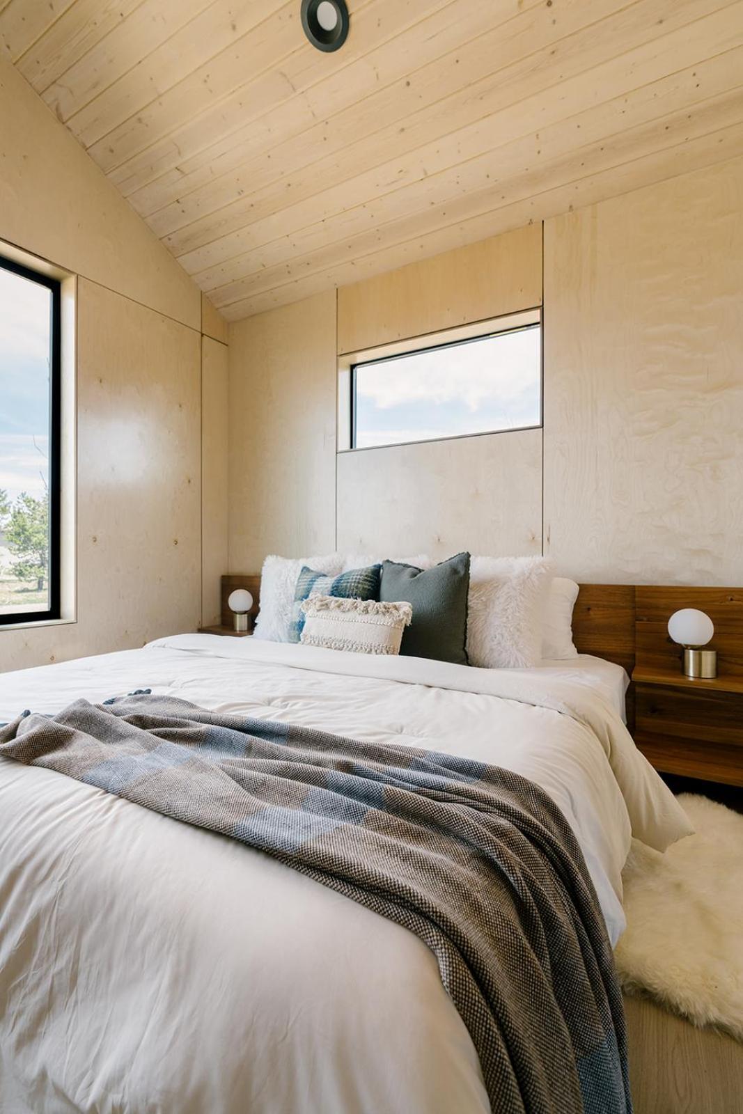 Yellowstone Peaks Hotel Island Park Bagian luar foto