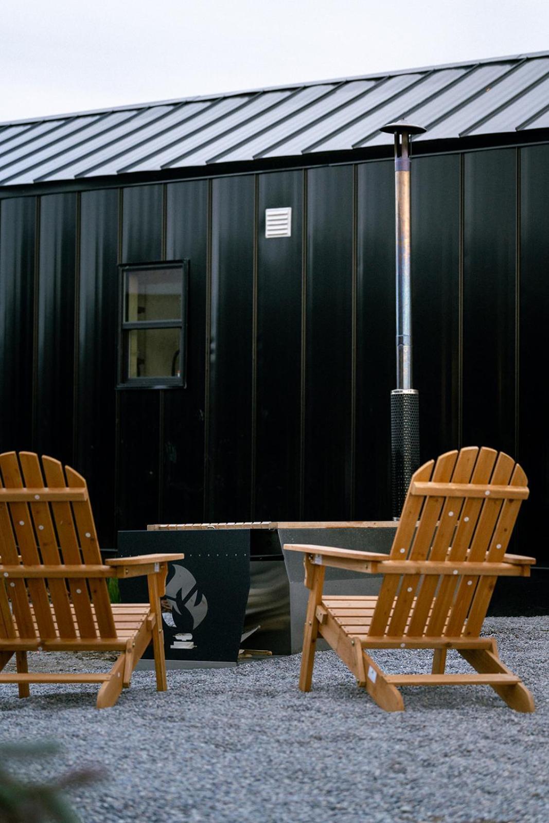 Yellowstone Peaks Hotel Island Park Bagian luar foto
